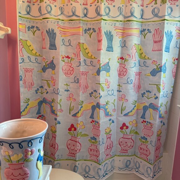 REDUCED NEW GIRL'S Shower Curtain Set - Kids Bath Wastebasket + Curtain + Hooks… - Picture 3 of 15